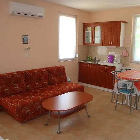 David Apartman *